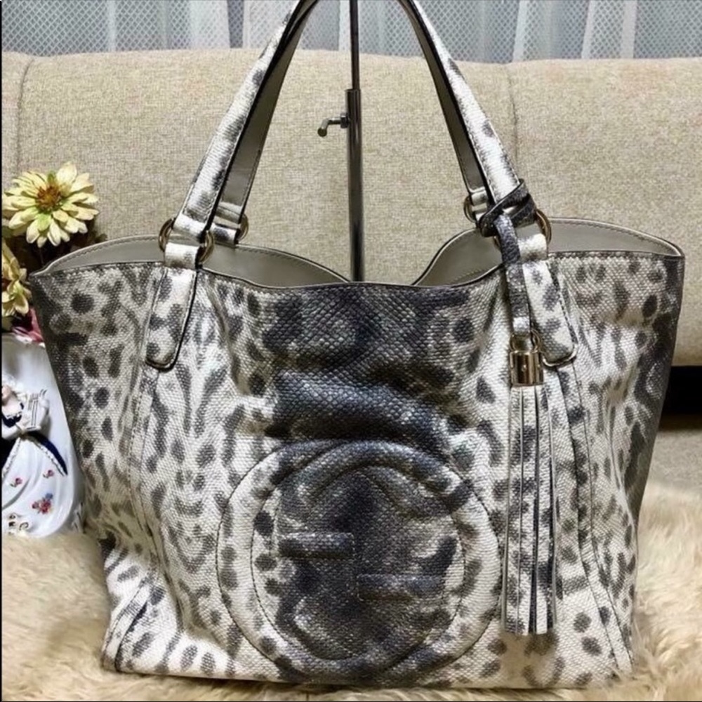 Authentic Gucci Soho Calf Skin